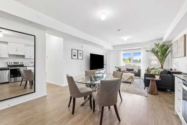 110 Grew BLVD #407, Georgina, ON L0E 1L0