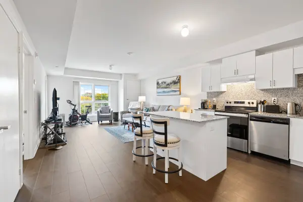 110 Grew BLVD #408, Georgina, ON L0E 1L0