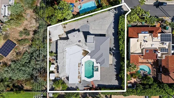 291 W Lilliana DR, Palm Springs, CA 92264