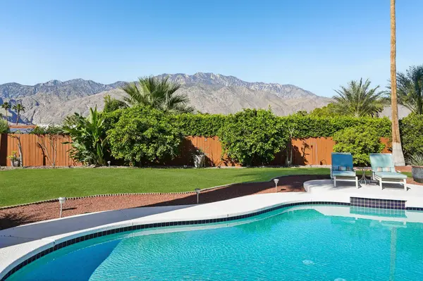835 N Farrell DR, Palm Springs, CA 92262