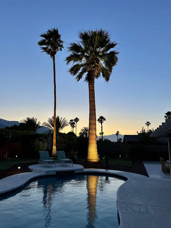 835 N Farrell DR, Palm Springs, CA 92262