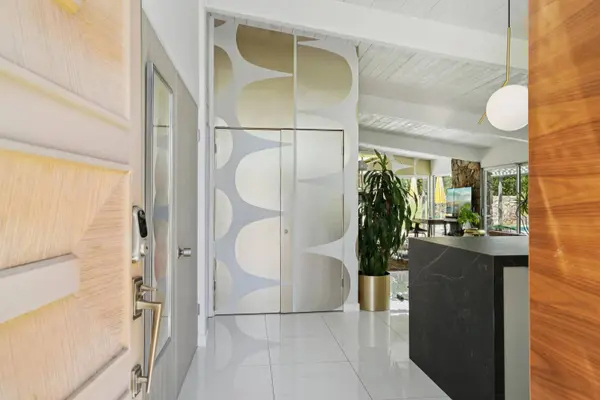 2101 N Berne DR, Palm Springs, CA 92262