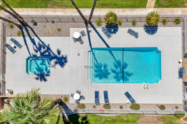 2320 Paseo Del Rey, Palm Springs, CA 92264