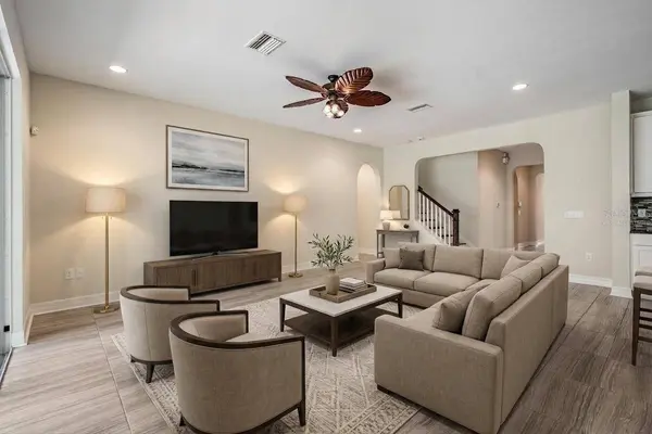 4557 VERMILLION SKY DR, Wesley Chapel, FL 33544