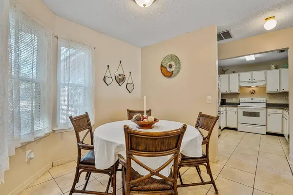 8123 SETTLERS LANDING TRL N, Jacksonville, FL 32244