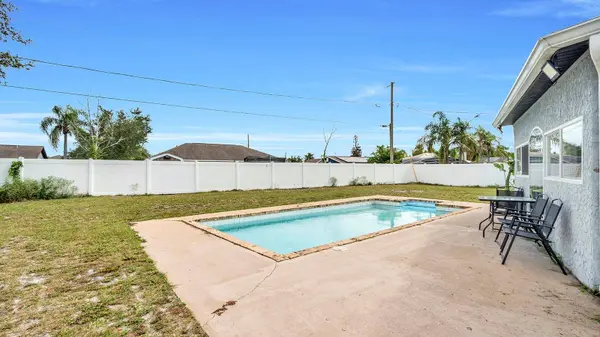 1160 MANITOBA ST, Deltona, FL 32725