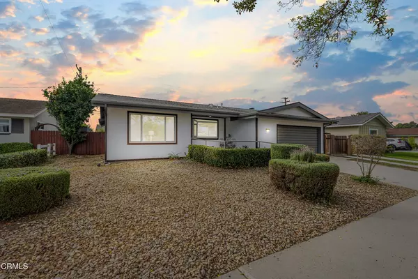 1892 Dunnigan St, Camarillo, CA 93010-3243