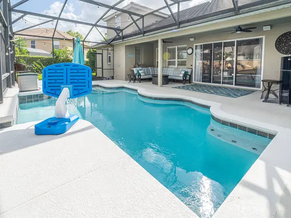 7637 St Stephens Ct, Orlando, FL 32835-6527