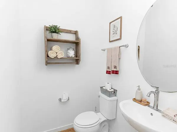 2022 EDUCATION ST, Magnolia Square, FL 34771