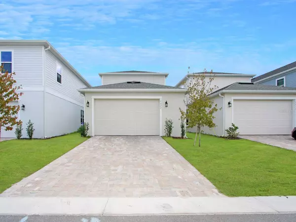 2022 EDUCATION ST, Magnolia Square, FL 34771