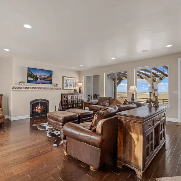 COLORADO LIVING ROOM