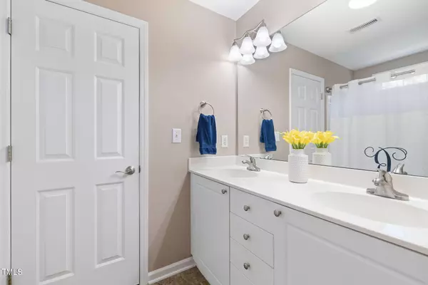 509 Sarazen Drive, Clayton, NC 27527