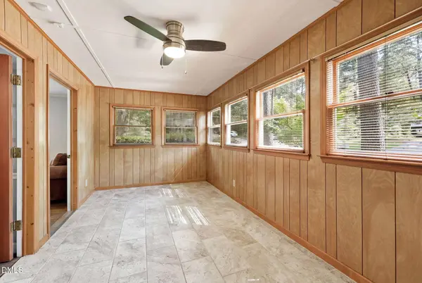 102 Lattimore LN, Durham, NC 27713