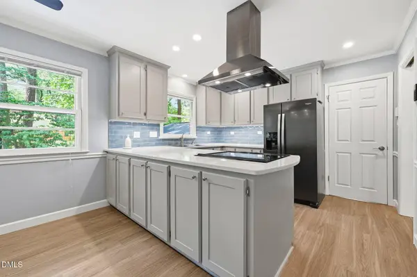102 Lattimore LN, Durham, NC 27713