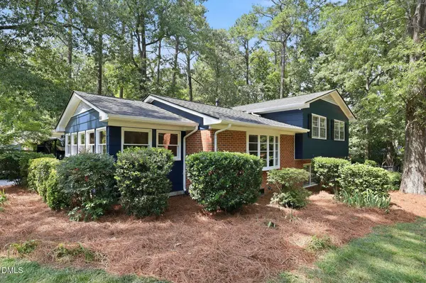 102 Lattimore LN, Durham, NC 27713