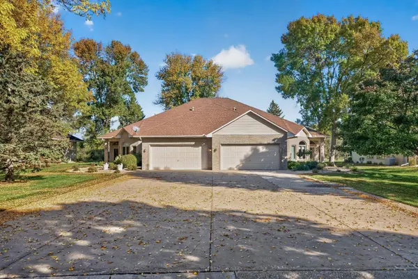 12166 Bluebird CIR NW, Coon Rapids, MN 55448