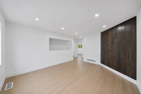 1576 161 ST, White Rock, BC V4A 4X8