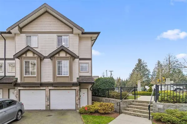 14855 100 AVE #15, Surrey, BC V3R 2W1