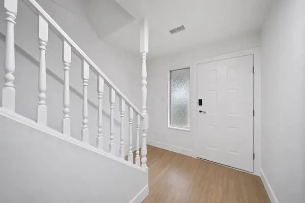 1576 161 ST, Surrey, BC V4A 4X8