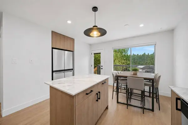 1576 161 ST, Surrey, BC V4A 4X8