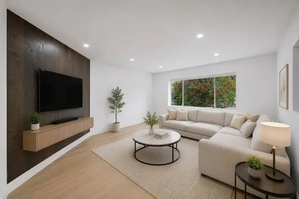 1576 161 ST, Surrey, BC V4A 4X8