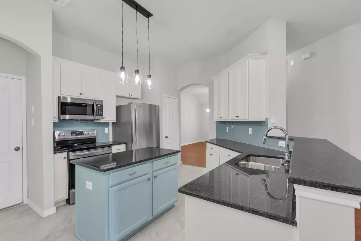 Little Elm, TX 75068-6136,517 Highmoor Ct