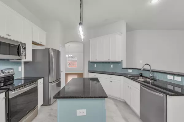 Little Elm, TX 75068-6136,517 Highmoor Ct