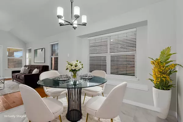 517 Highmoor Ct, Little Elm, TX 75068-6136