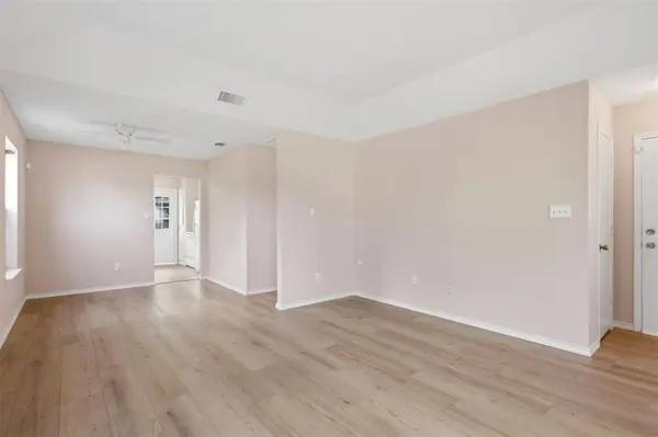 2901 Kathleen Lane, Euless, TX 76039