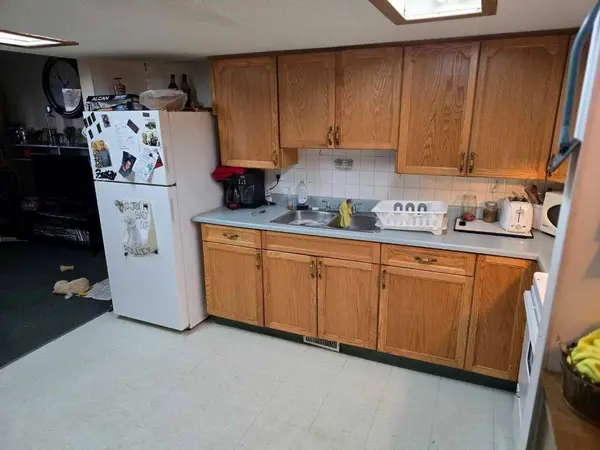 205 Reed AVE #1-7, Hayter, AB T0B1X0