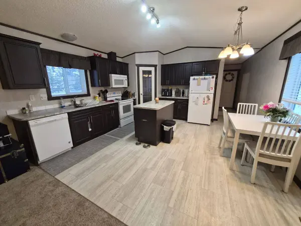 503 2 AVE, Turtleford, SK S0M2Y0