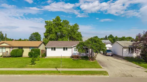 3103 47 AVE