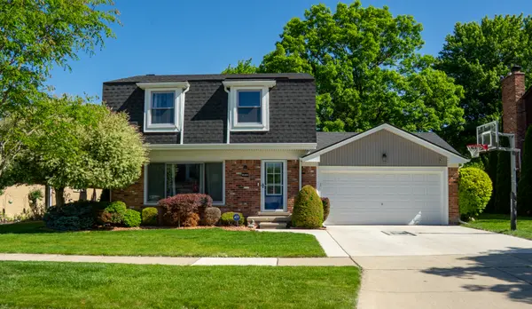 16282 Truwood St, Woodhaven, MI 48183-1622