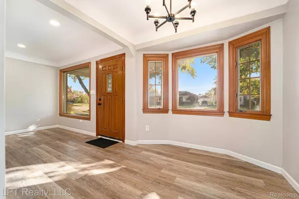 16546 Philomene BLVD, Allen Park, MI 48101