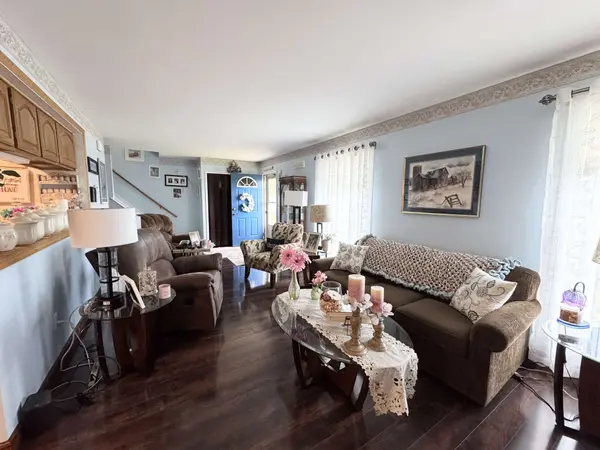 28382 Brookfield Ct, Brownstown Twp, MI 48183-5005