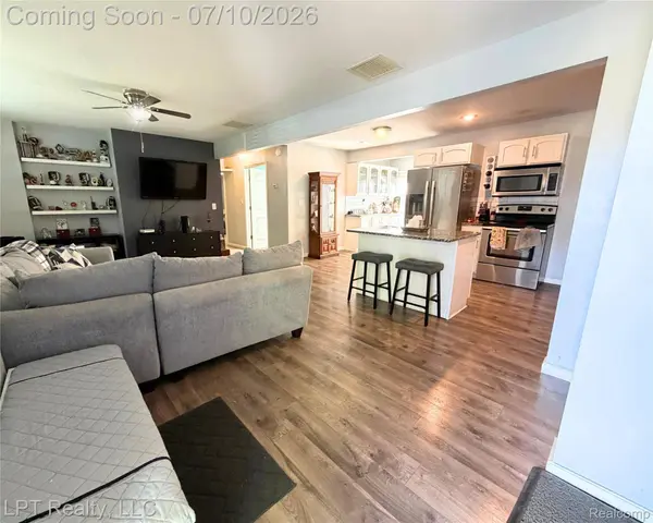 16301 Kennebec ST, Southgate, MI 48195