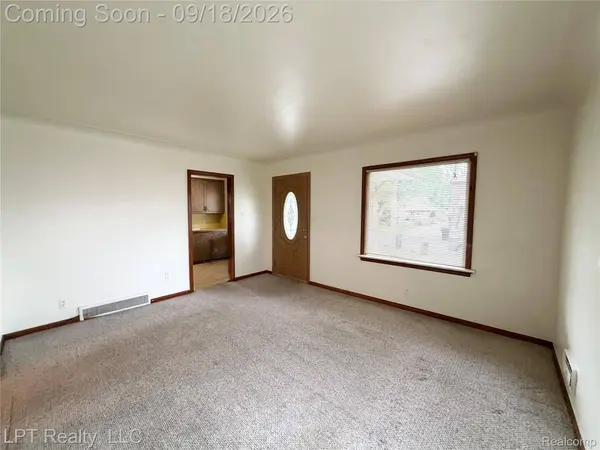 1601 11th ST, Wyandotte, MI 48192