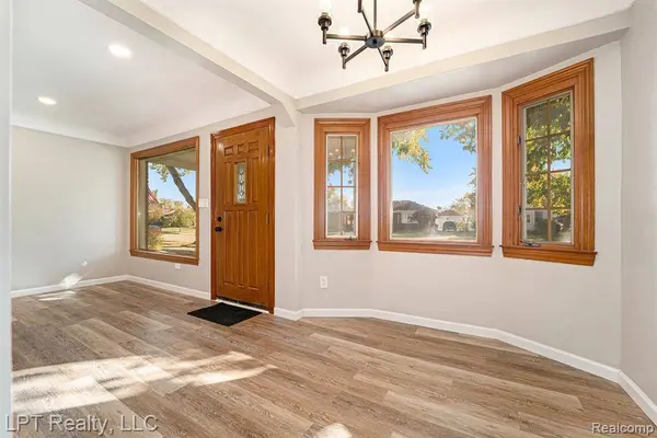 16546 Philomene Boulevard, Allen Park, MI 48101