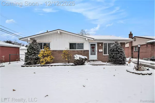 2160 Malvina ST, Lincoln Park, MI 48146