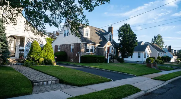 Renting vs. Owning a Home in Greenville, SC: Which Option Is Right for You?