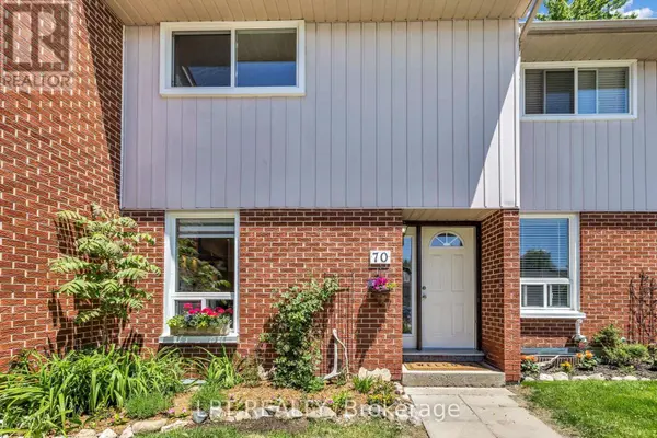 49 Rhonda RD #70, Guelph (willow West/sugarbush/west Acres), ON N1H7A4