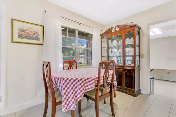 4001 CASTELL DR, Orlando, FL 32810