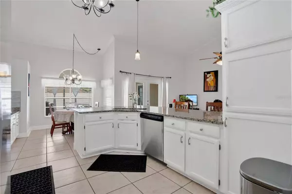 1040 BIG OAKS BLVD, Oviedo, FL 32765