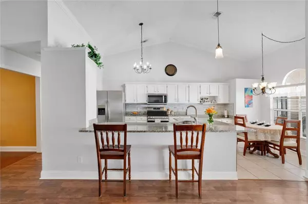 1040 BIG OAKS BLVD, Oviedo, FL 32765