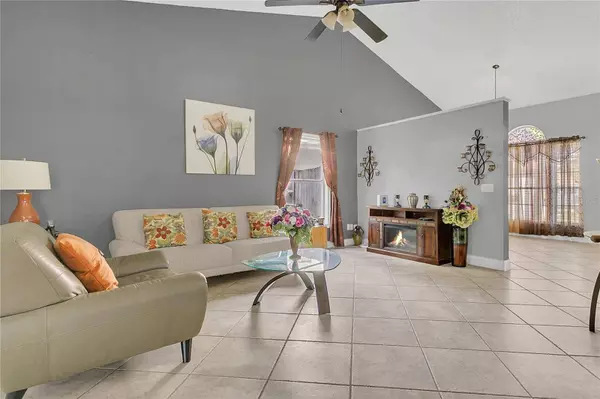 8612 OTTER CREEK CT, Orlando, FL 32829