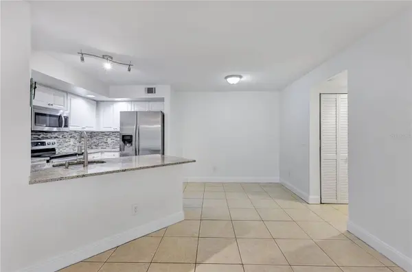 4540 COMMANDER DR #2218, Orlando, FL 32822