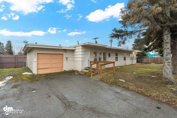 1102 W 29th PL, Anchorage, AK 99503