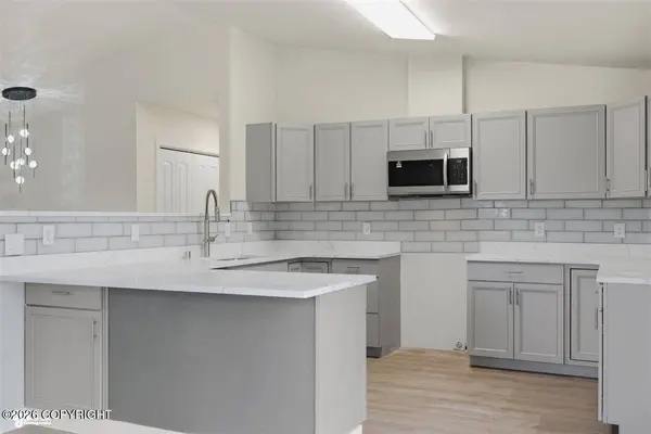 6901 Cheryl ST, Anchorage, AK 99518