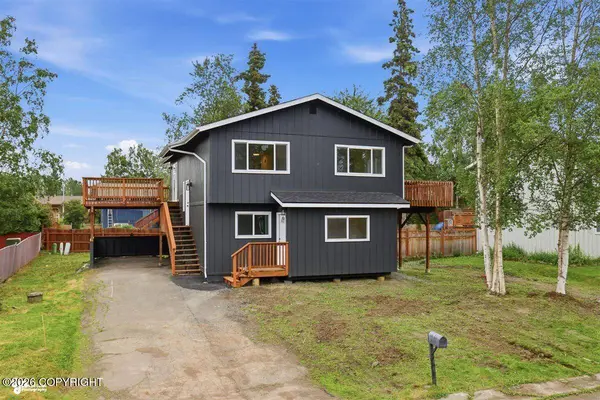 6901 Cheryl ST