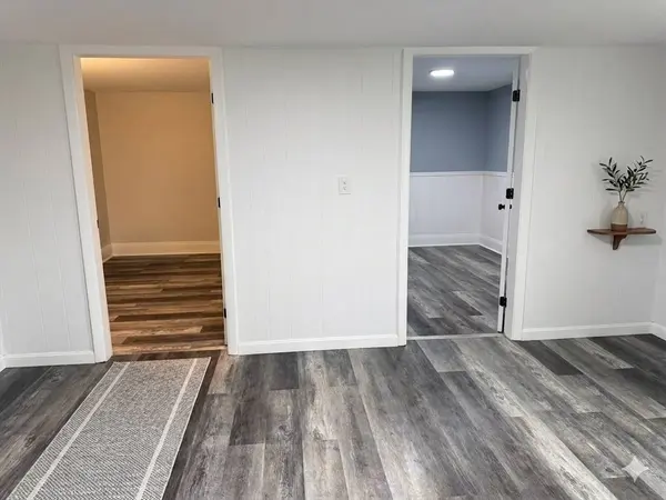 63 West Carpenter St #2R, Attleboro, MA 02703